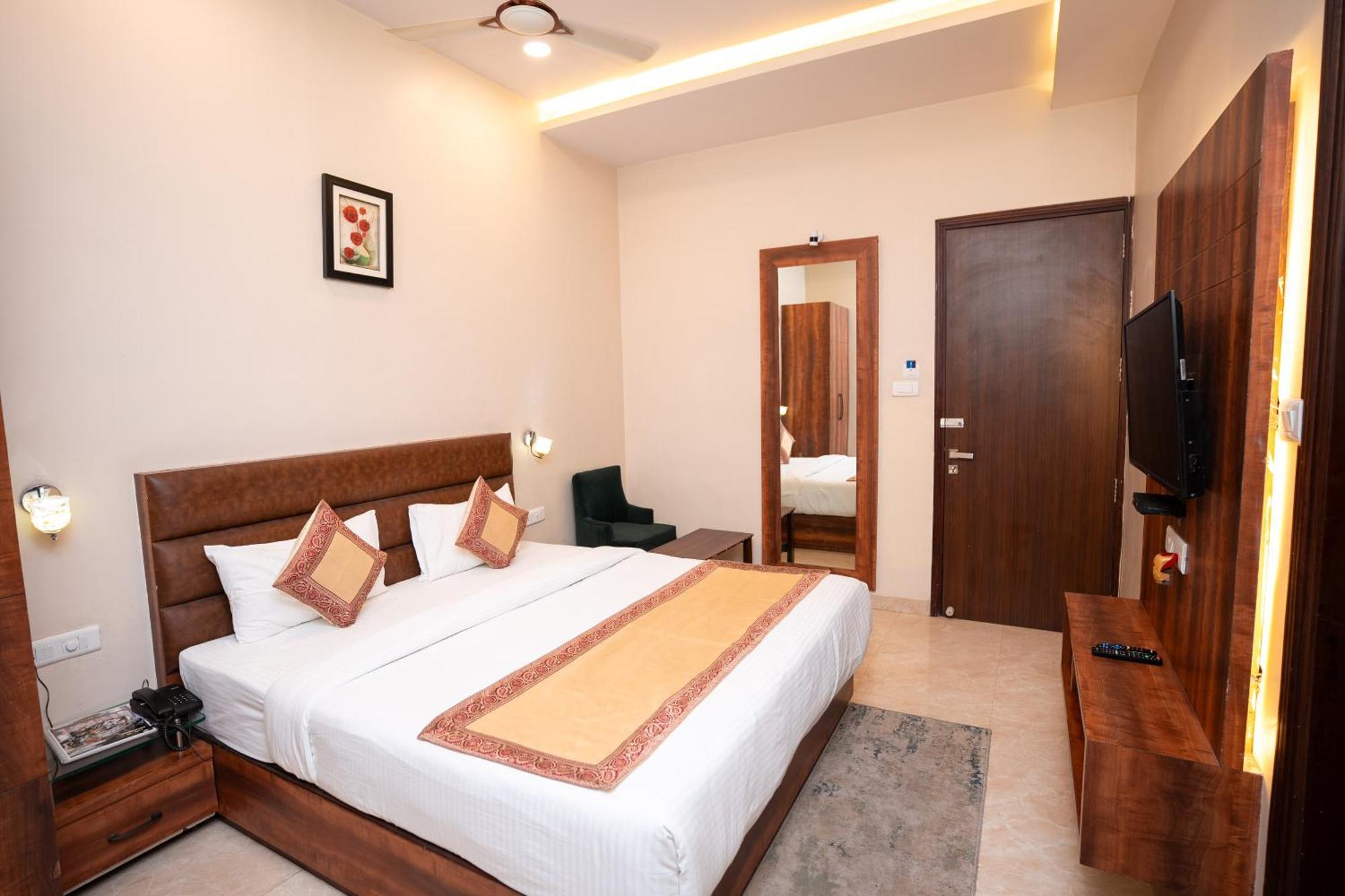Radiance Courtyard Bed & Breakfast